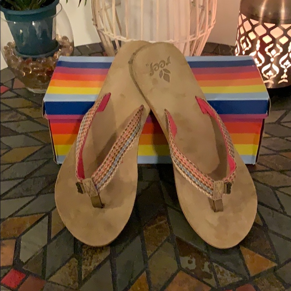 Reef Gypsy Love Sandals size 10 NWOT